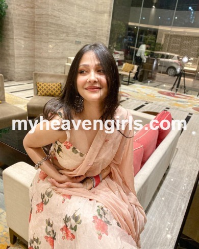 model Call Girls in Faridabad